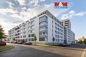 Pronájem větší garáže 3,7×6 m v Plzni, ulice Edvarda Beneše,