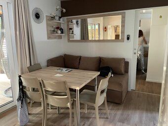 MOBILNÍ DŮM – BIOGRAD NA MORU 119.000 eur + poplatky
Zajistí