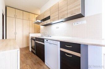 podkrovní byt 30m2, akumulační topení, částečně zateplené. m