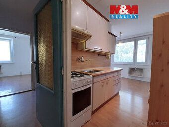Ve výhradním zastoupení nabízíme k pronájmu prostorný byt 2+