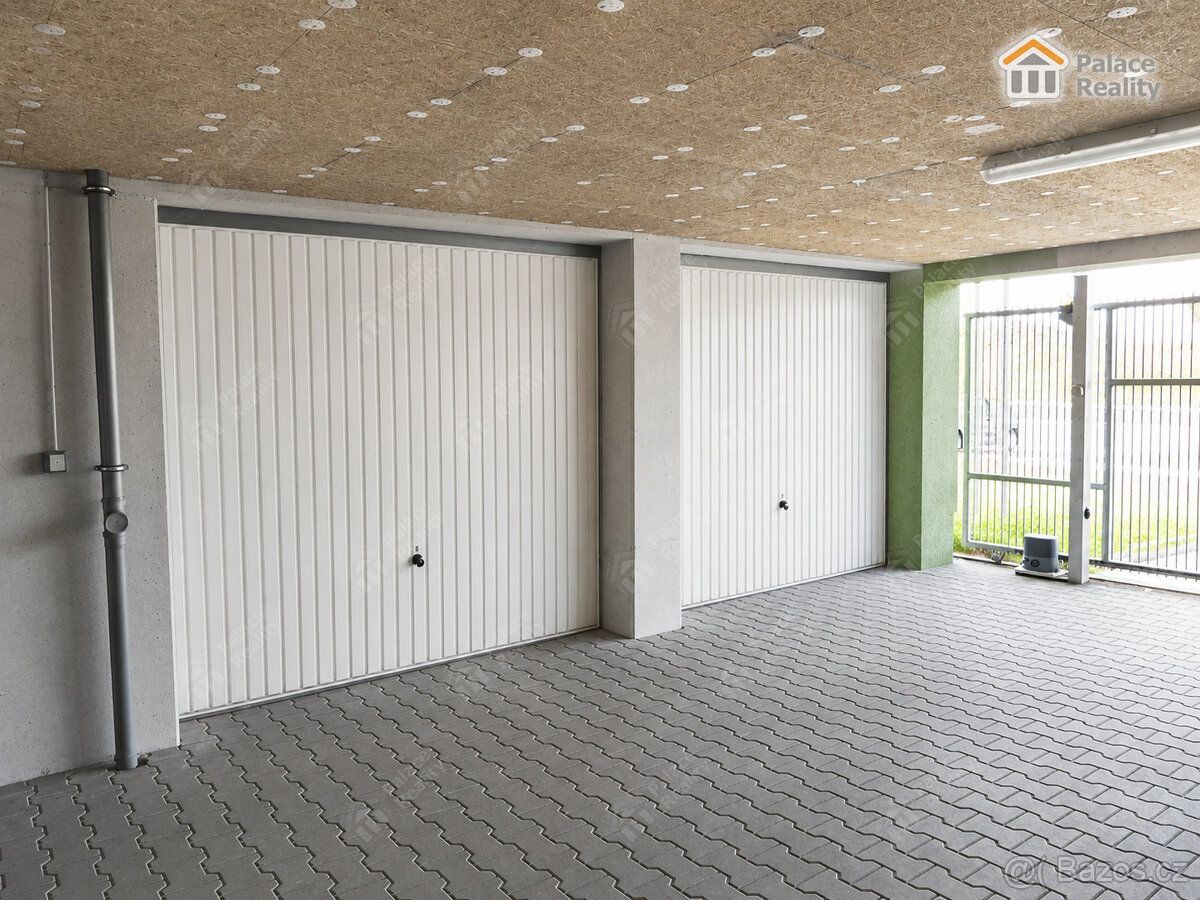 Nabízíme Vám pronájem garáže o výměře 16 m2 v přízemí bytové