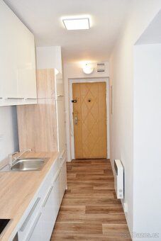 Nabízíme Vám k prodeji zděný byt o dispozici 3+kk v osobním 