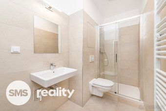Nabízím k pronájmu zcela nový, dosud neobydlený byt 2+kk (40