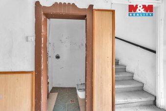 Nabízíme nemovitost, která má potenciál spojit bydlení a pod