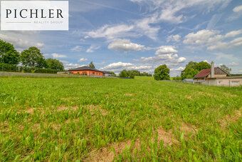Nabízíme ke koupi hezký stavební pozemek o rozloze 4625 m² n