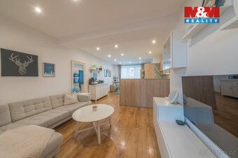 Prodej velmi pěkného bytu o užitné ploše 57 m² v panelovém d