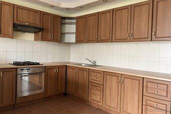 Nabízíme k prodeji prostorný pozemek o výměře 2 019 m² v mal