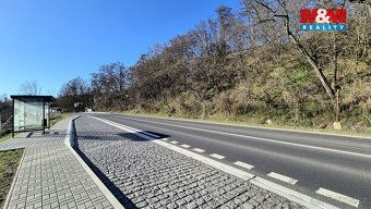 Nabízíme Vám k prodeji pozemek k bydlení ve vzkvétající loka