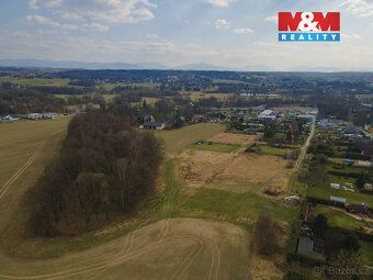 Nabízíme Vám ke koupi pozemek o výměře 1064 m² v oblíbené čá