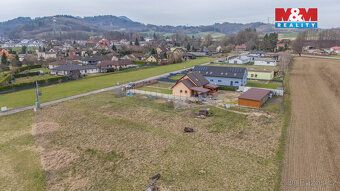 Nabízíme k prodeji pozemek o rozloze 1440 m², ideální pro vý