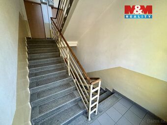 Nabízíme k prodeji cihlový bytový dům o celkové ploše 502 m²