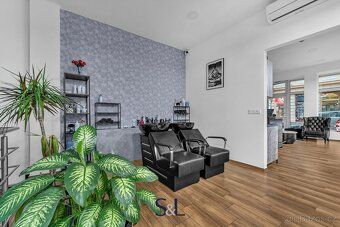 Ev.č. 01463 Přenechání zavedeného Hair & Style Studia v cent