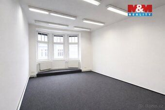Nabízíme k pronájmu reprezentativní kancelářské prostory o v