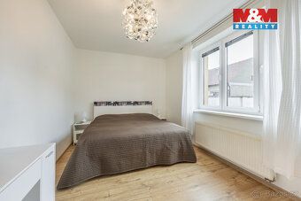 Hledáte exkluzivní dvougenerační rodinný dům v klidné části 