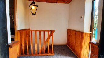 Krásné místo - Bělský vrch - chata leží u rozlitin na vtoku 