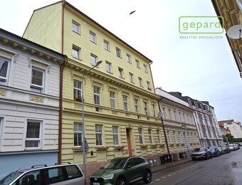 Zděný byt o dispozičním řešení 1kk o výměře 28,20m2 ve třetí