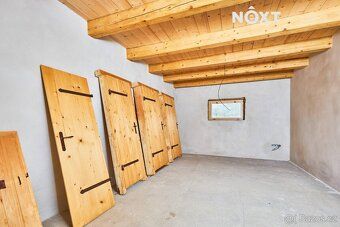 Na pomezí Strakonicka a Prachaticka, v klidné části obce Pře