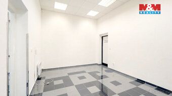 Nabízíme k prodeji soubor nebytových a obchodních prostor o 