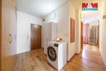 Nabízíme prodej bytu 3+1 s lodžii v Sokolově - ulice Slavíčk