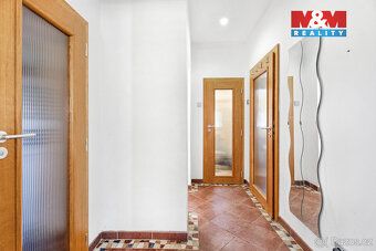 Hledáte dům, kde vám bude dělat souseda hrad? Pak jste možná