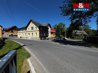 Nabízíme k prodeji prostorný a světlý byt 2+1 o výměře 87 m²
