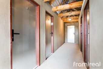 Ev.č. 02160 Pronájem moderního bytu 2+kk ve Vrbovci – klidné