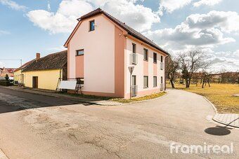 Ev.č. 02160 Pronájem moderního bytu 2+kk ve Vrbovci – klidné