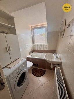 Nabízíme k pronájmu slunný byt 2+1 o výměře 56m2 na ul. 28.ř