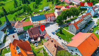 Toužíte po bydlení v klidném prostředí šumavské přírody, ale