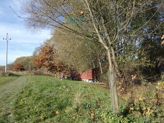 Nabízíme k prodeji atraktivní pozemek o výměře 1863 m², nach