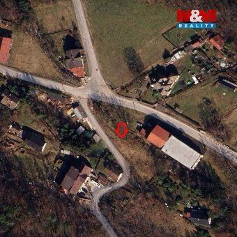 Nabízíme k prodeji pozemek o rozloze 1257 m², který se nachá