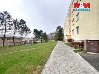Byt o dispozici 3+1 o užitné ploše 63 m2 po vkusné rekonstru