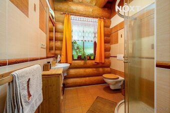 Prodej krásného srubu 5+kk, pozemek 861 m2, Velký Chlumec, o