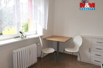 K pronájmu útulný byt 1+1 v žádané lokalitě v Berouně, ul. M