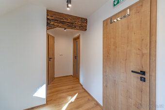 Prodej klimatizovaného apartmánu 2+kk v Rezidenci Jiřičné u 