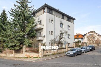 Ev.č. 00226 Nabízíme k pronájmu světlý a útulný byt o dispoz