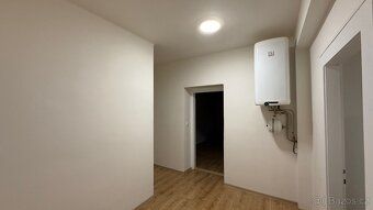 Pronajmu prostorný byt 3kk (85 m²) ve 3. patře bytového domu