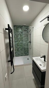Pronajmu prostorný byt 3kk (85 m²) ve 3. patře bytového domu