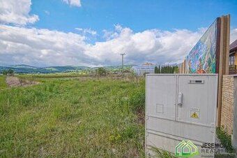 Prodáme stavební pozemek o velikosti 1177 m2 v obci Bílý pot