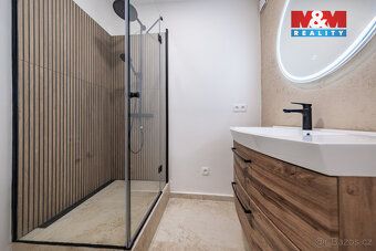 Nabízíme k prodeji krásný světlý byt 3+kk o rozloze 55 m² po