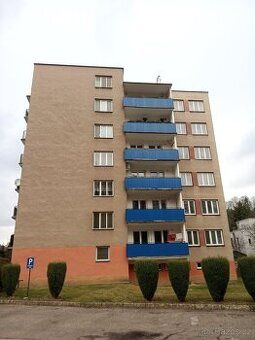 Pronajmu byt v Úpici 1+1 pracujícím lidem, 42 m2, kauce: 10 