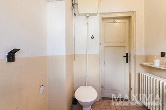 Exkluzivně nabízíme k prodeji rodinný dům o dispozici 4+1 v 