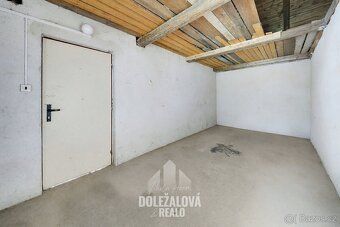 Ev.č. 00880 Prodej garáže / dílny s půdním prostorem, Batelo