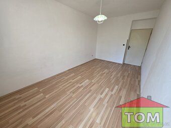 MOŽNOST KOUPĚ GARÁŽE SPOLEČNĚ S BYTEM (čtěte níže)
Nabízíme 