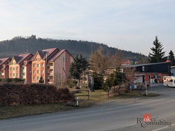 Prodej prostorného byt 3+1 s lodžií, ulice Nová, PřimdaNabíz