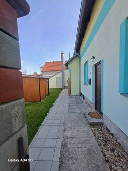 Pronajmu nový byt 2+kk 48m2.Byt se nachází v klidné části ce