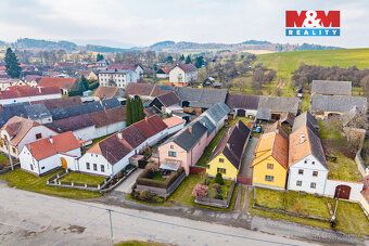 Exkluzivně nabízíme k prodeji samostatný rodinný dům o dispo