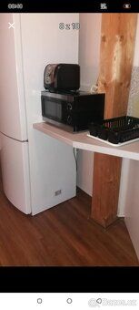 Pronajmu plně zařízený neprůchozí 2lůžkový pokoj 15m2 v příz