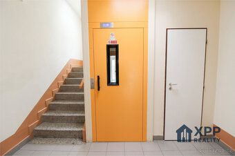 Nabízíme k pronájmu zrekonstruovaný byt o dispozici 2+kk s p