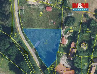 Nabízíme k prodeji stavební pozemek o výměře 1 200 m² v obci